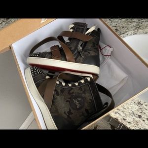 FLASH SALE ! Christian Louboutin Sneakers Spikes.
